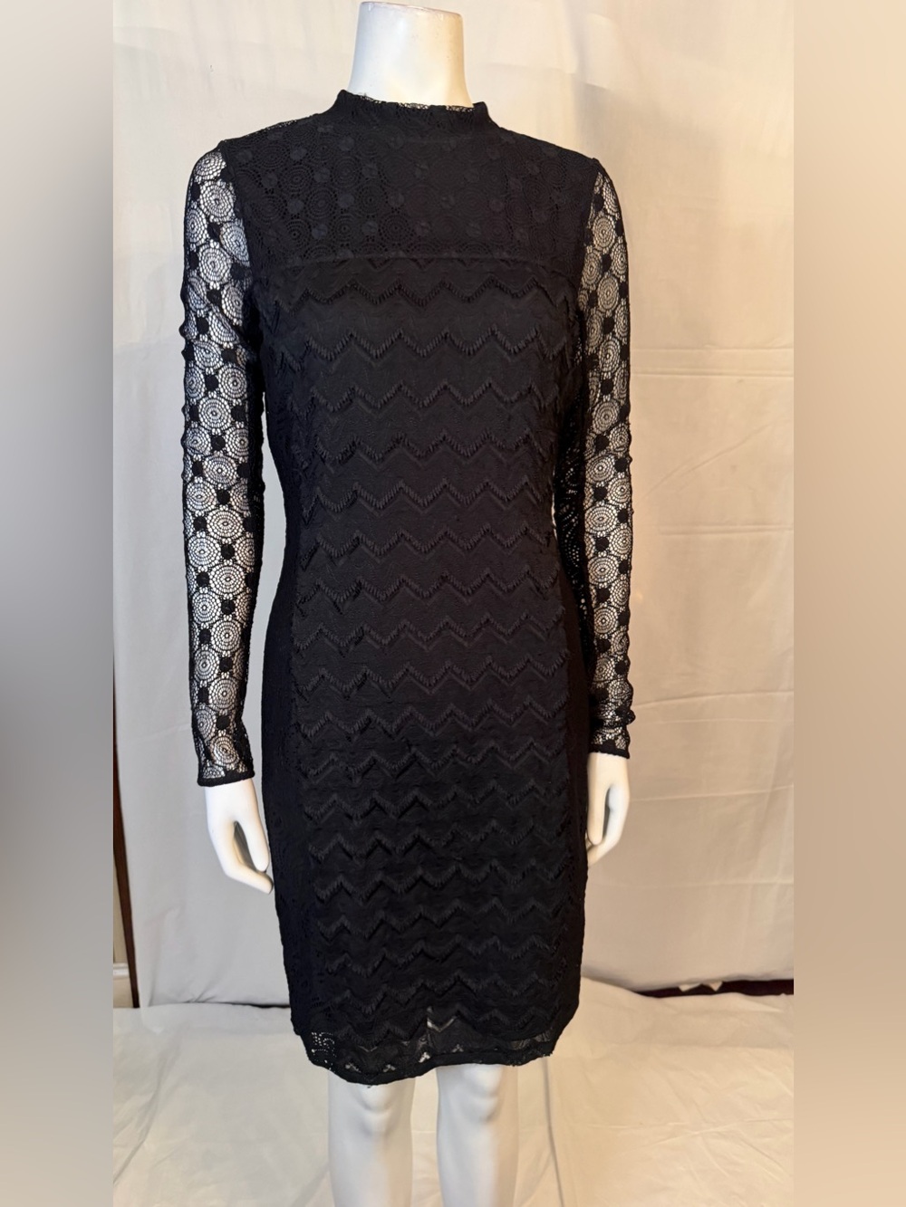 Reiss Black Lace Long-Sleeve Sheath Dress